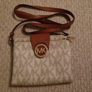 Michael Kors Crossbody Bag